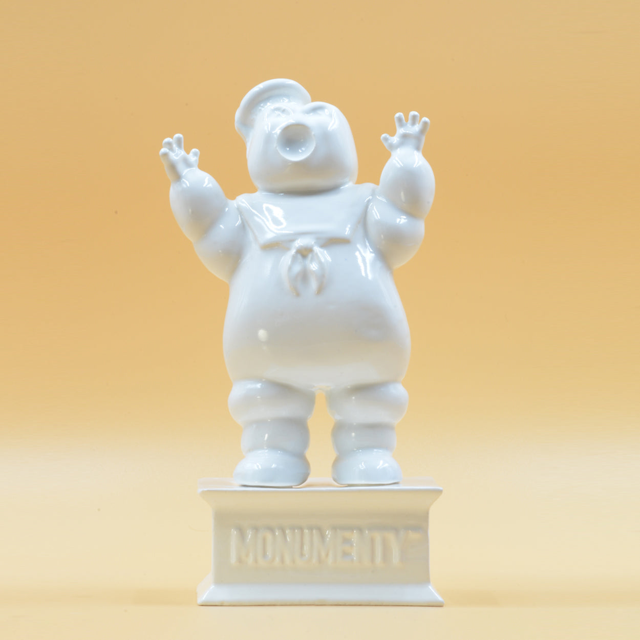 Omaggio a "Stay Puft Marshmallow Man (1984)" - bianco